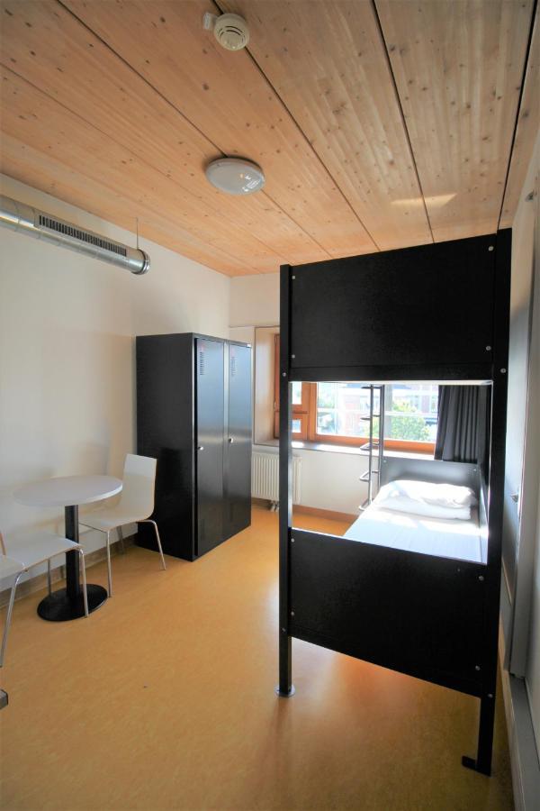 Auberge De Jeunesse Hi Paris Yves Robert Esterno foto
