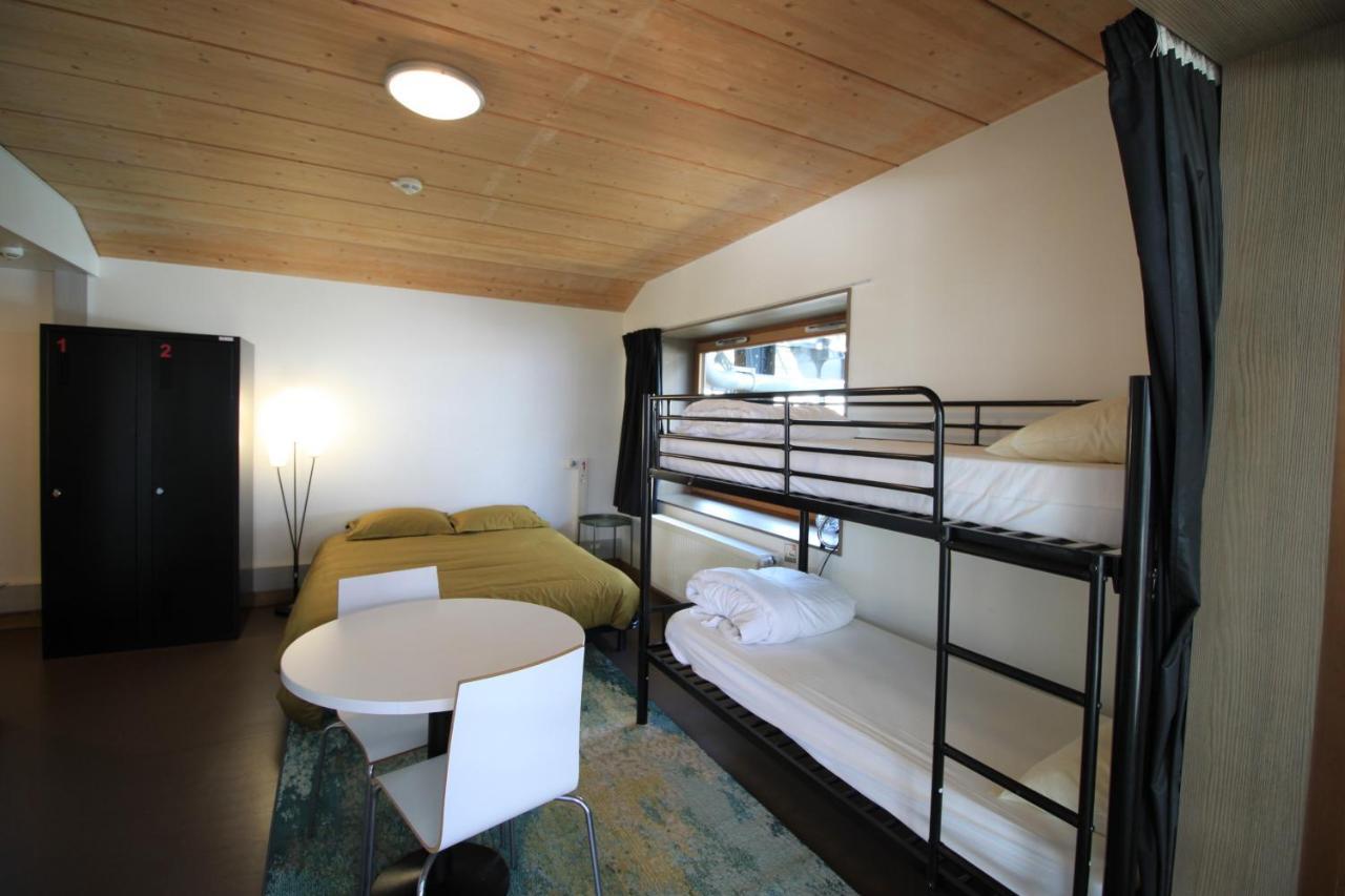 Auberge De Jeunesse Hi Paris Yves Robert Esterno foto