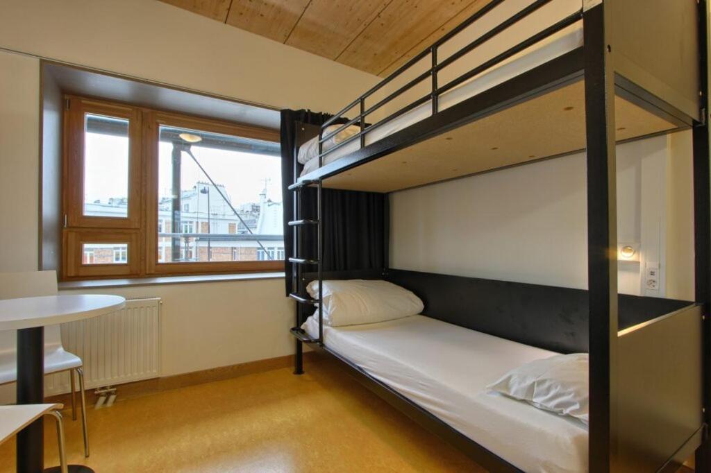 Auberge De Jeunesse Hi Paris Yves Robert Esterno foto